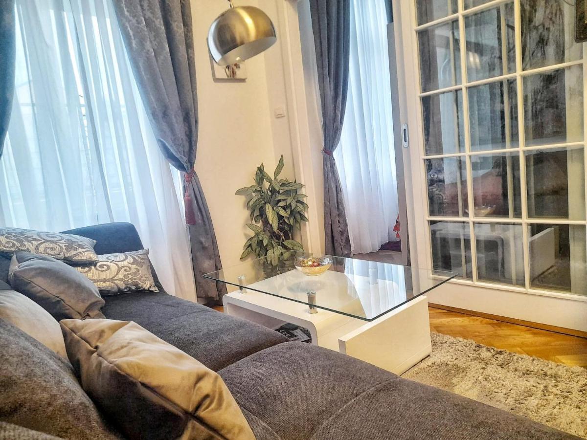 Apartment Zrinjevac Zagreb Exterior photo