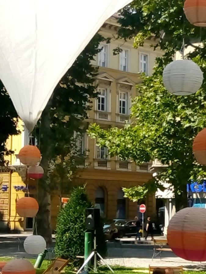 Apartment Zrinjevac Zagreb Exterior photo
